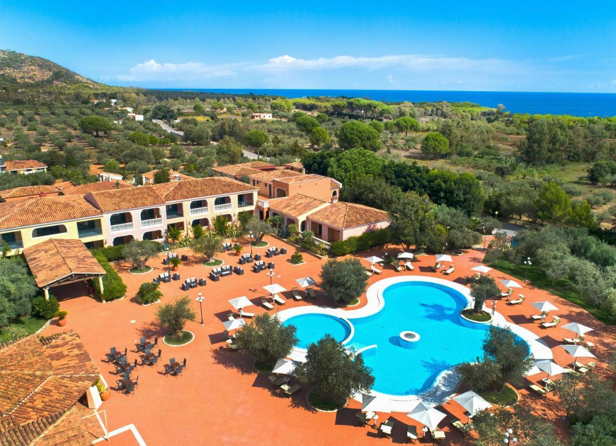 I Giardini Di Cala Ginepro Hotel Resort Cala Liberotto Εξωτερικό φωτογραφία